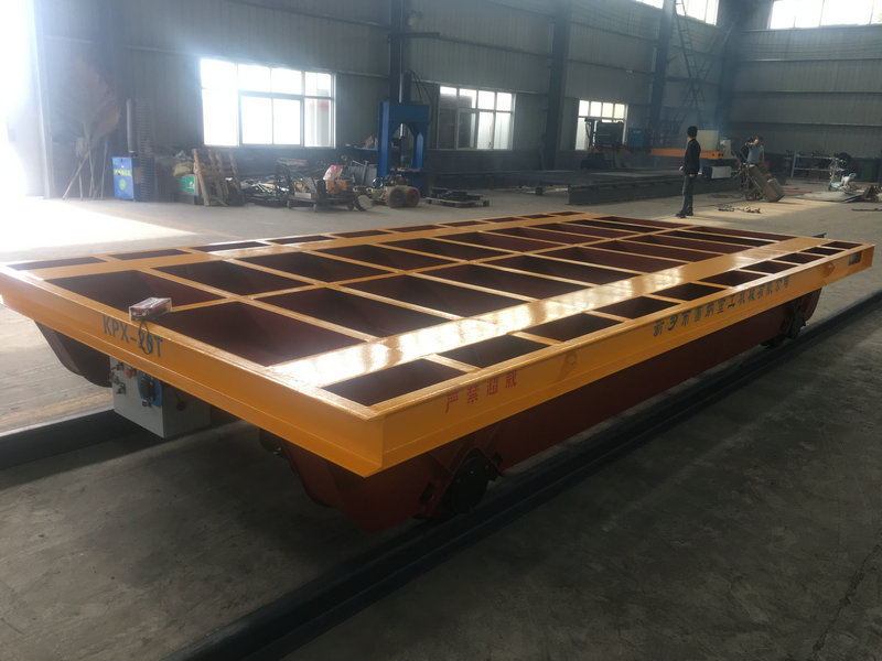 20 tòn tren transpò machin