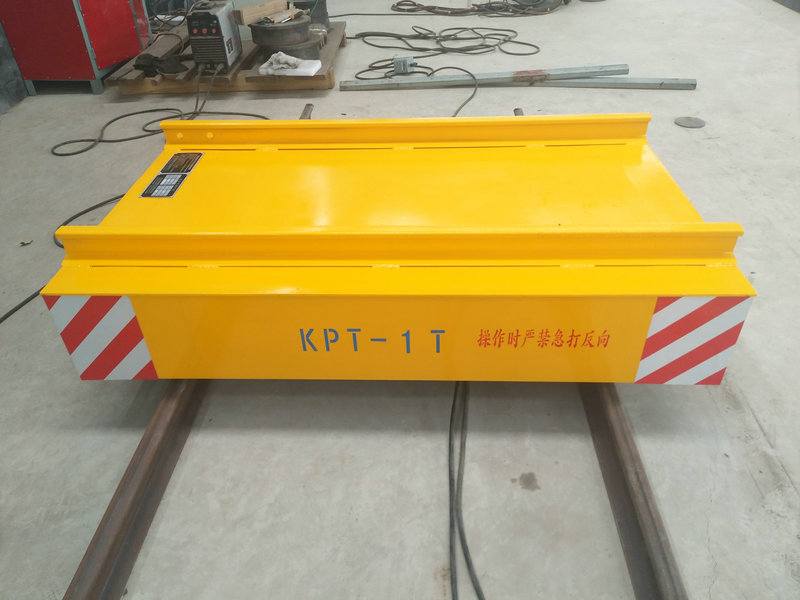 Cable Reel Powered Warehouse Flat machin sou Rail ak kontwòl remote